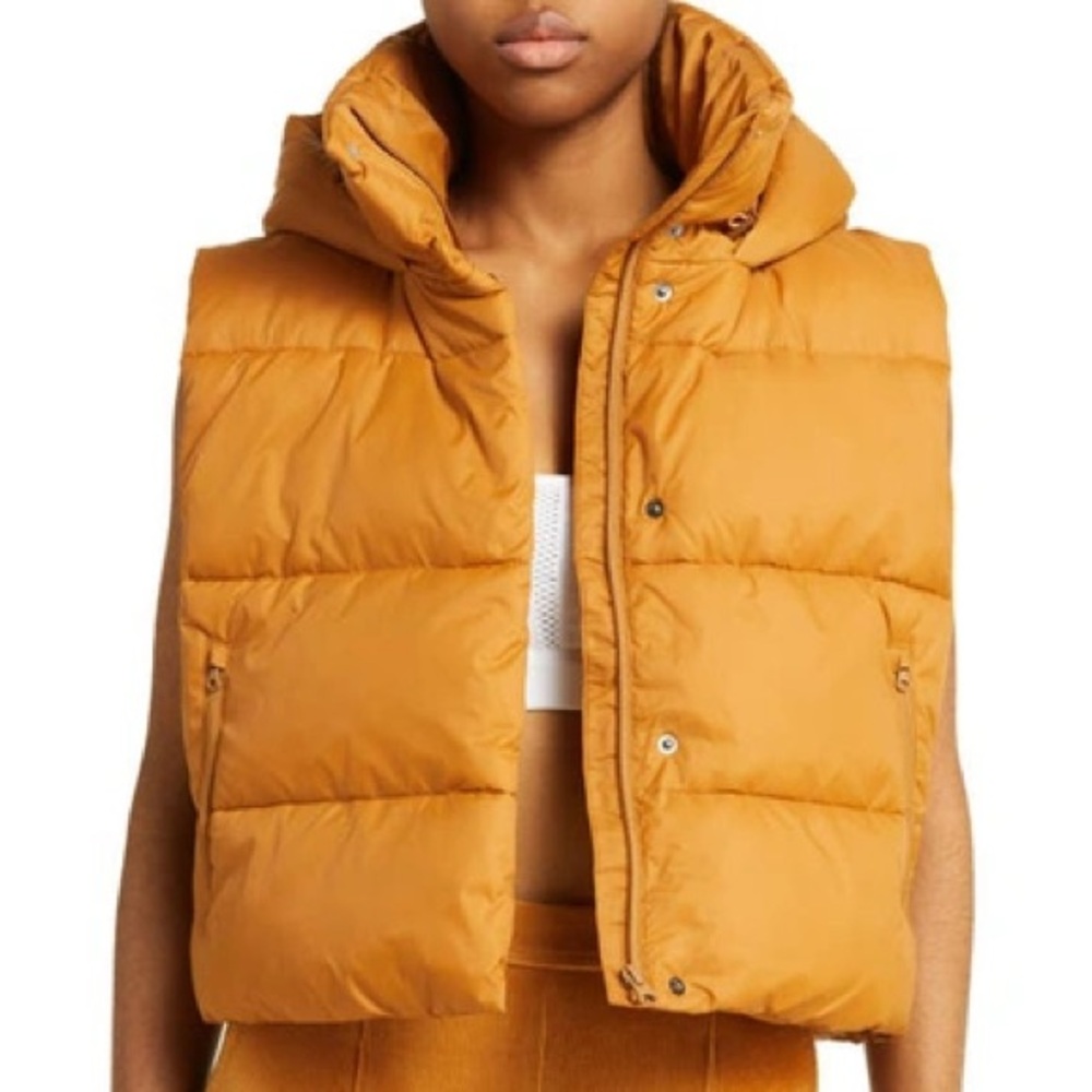 Alo Gold Rush Puffer Vest Toffee Small